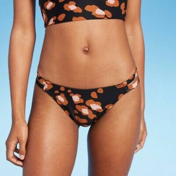 Shade & Shore Strappy Side Cheeky Bikini Bottom Black Animal Print Size S NWT - Picture 1 of 4